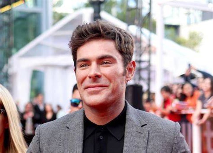 Actor Zac Efron Addresses Plastic Surgery Rumours
