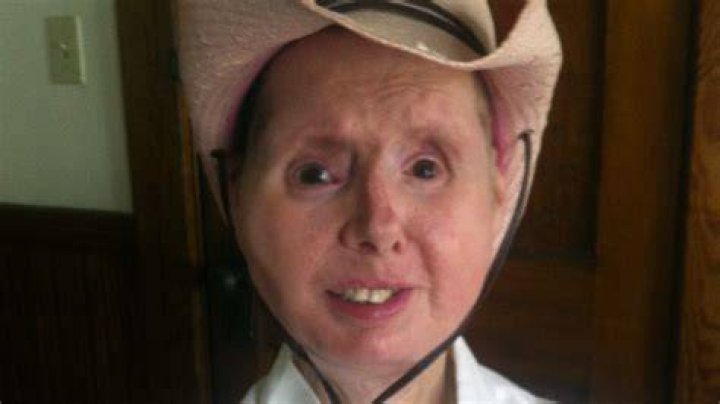 Charla Nash seeks primate safety act after chimp attack