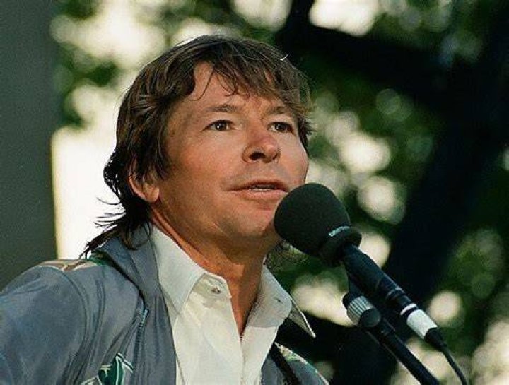 John Denver Suicide Shocker &mdash; Boozing Singer's Last Flight